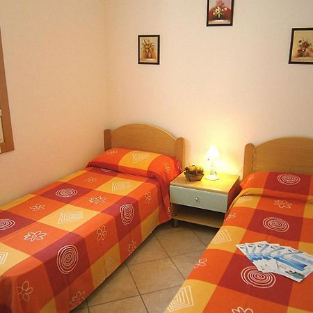 Dina/Viel Apartment Bibione Exterior photo