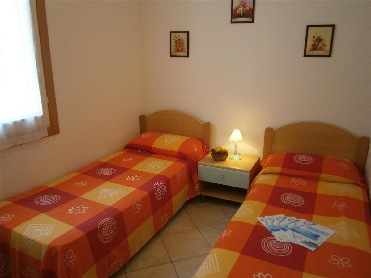 Dina/Viel Apartment Bibione Exterior photo